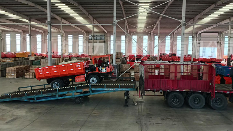 4臺(tái)8噸井下自卸車(chē)發(fā)往湖北